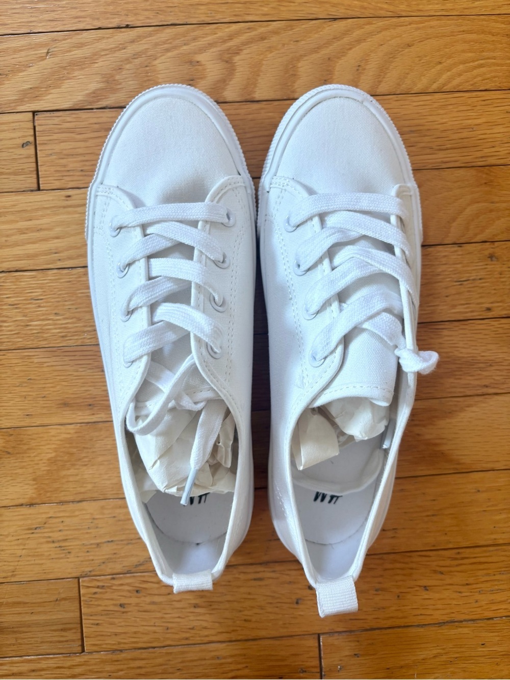 H&M White Canvas Low-Top Sneakers size 5 - Picture 9 of 10